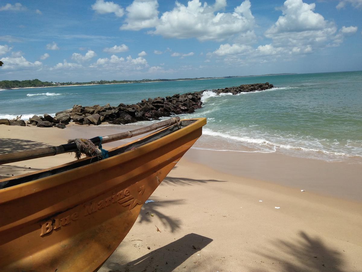 Parei Beach Inn Tangalle Extérieur photo