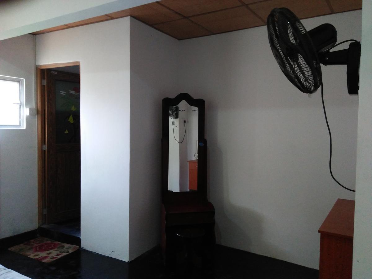 Parei Beach Inn Tangalle Extérieur photo